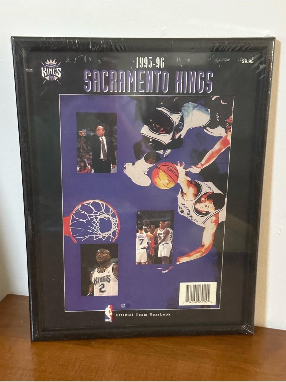 1995-96 Sacramento Kings Official Team Yearbook - Vintage NOS Factory Sealed NBA